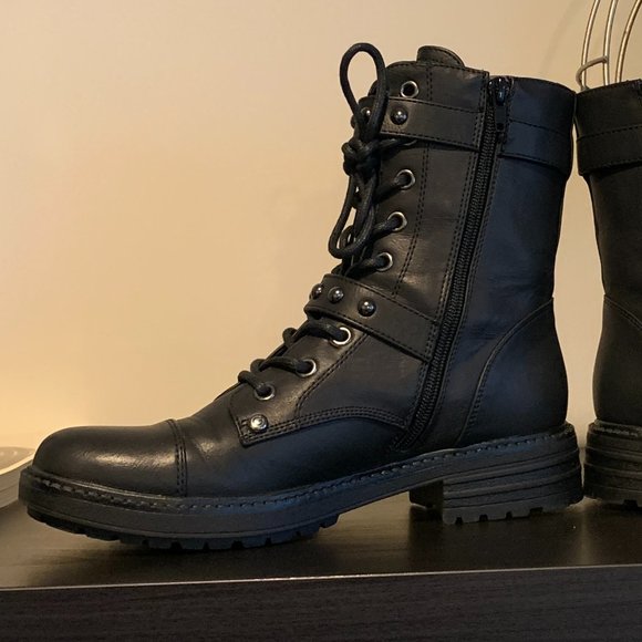 Nearly New (Only Worn Once) G by Guess Edgy-Inspired Granted Lace-Up Combat Boot - Picture 9 of 16